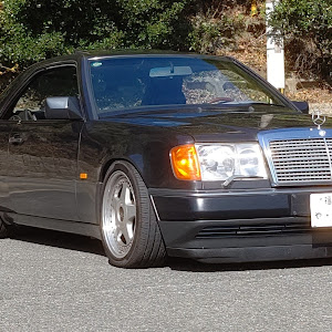 ミディアムクラス W124