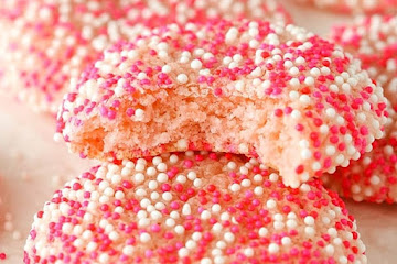 Strawberry Sprinkle Cookies