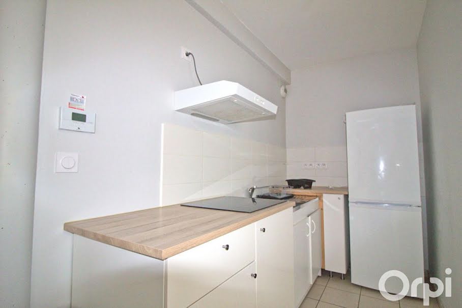 Location meublée appartement 3 pièces 57 m² à Castanet-Tolosan (31320), 723 €