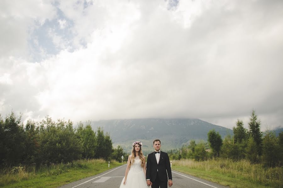 Fotógrafo de casamento Żaneta Bochnak (zanetabochnak). Foto de 3 de abril 2018