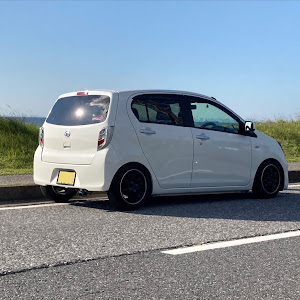 ミライース LA300S