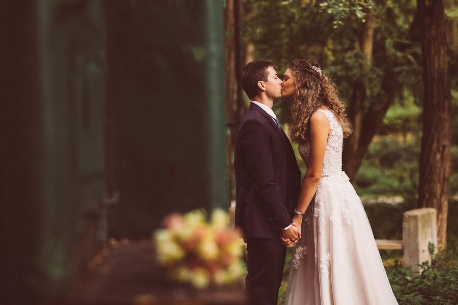 Fotógrafo de casamento Zoltán Bakos (bzeskuvofotos). Foto de 24 de agosto 2023