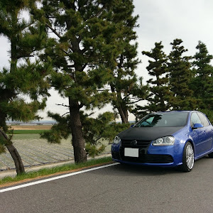 ゴルフ R32