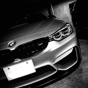 M4 クーペ F82