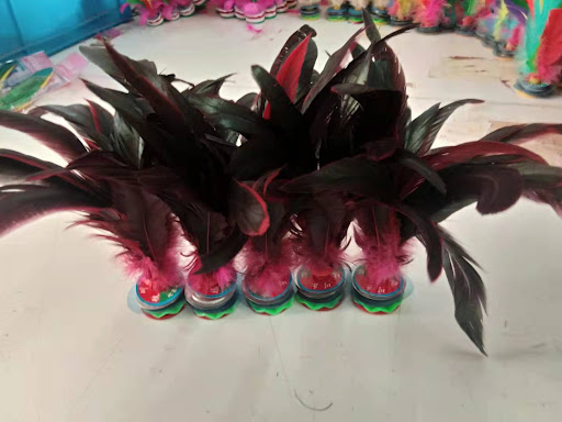Title 8, Factory Direct Sales Color Chicken Feather Shut...