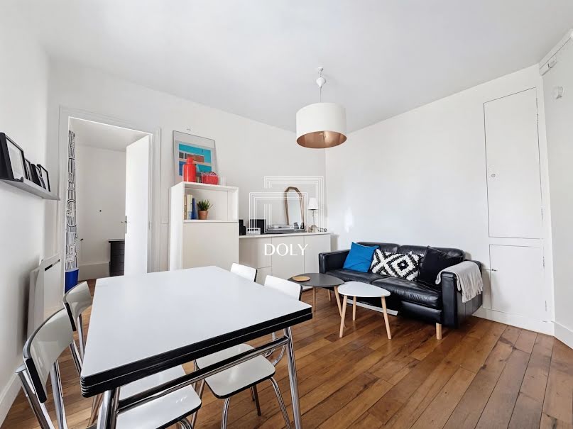 Vente appartement 2 pièces 29 m² à Paris 18ème (75018), 230 000 €