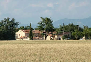 House with pool 5