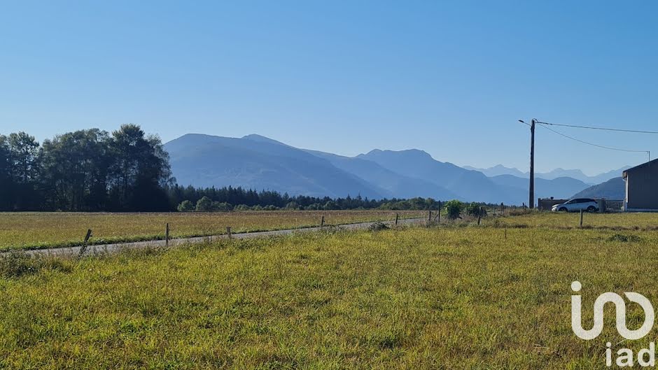 Vente terrain  2425 m² à Lannemezan (65300), 45 000 €