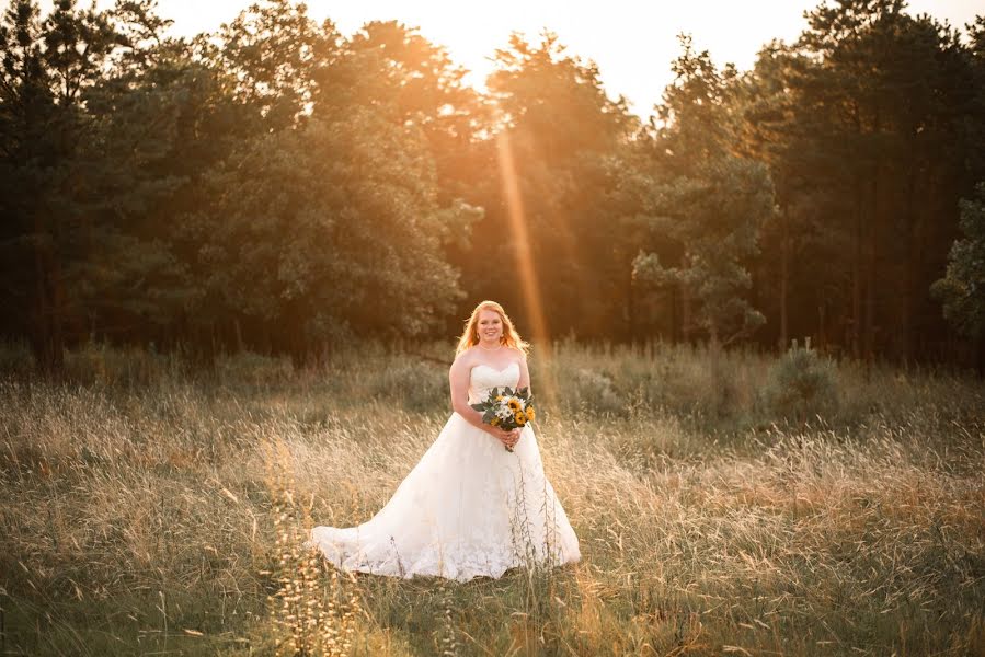 Fotógrafo de casamento Courtney Paige (courtneypaige). Foto de 8 de setembro 2019