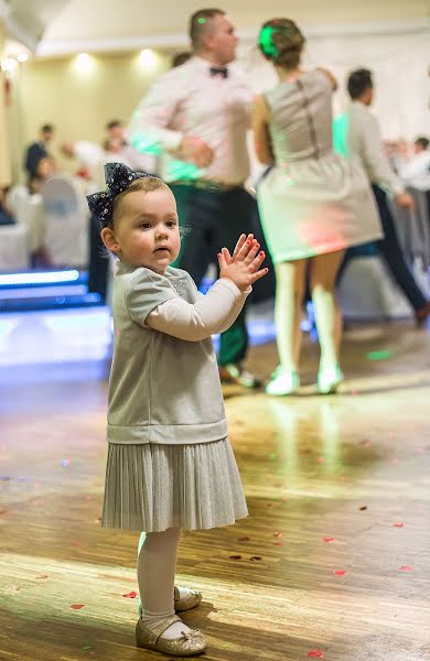 Fotografo di matrimoni Zbigniew Paruch (fotoparuch). Foto del 25 febbraio 2020