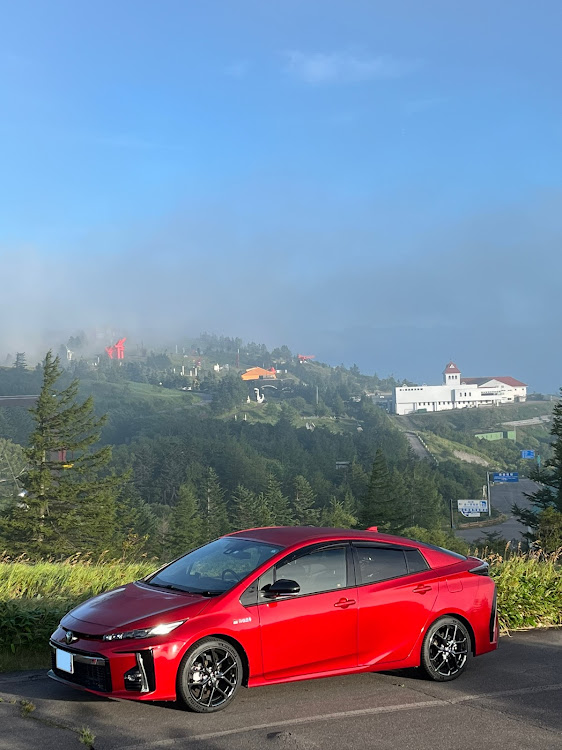 プリウスPHVの朝陽×愛車・雲海と愛車・ご来光に関するカスタム事例の投稿画像12枚目