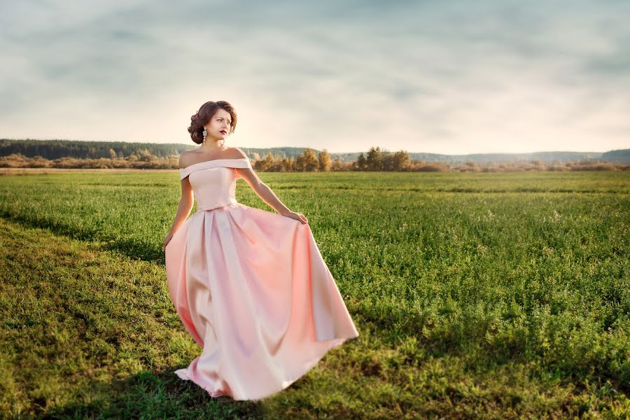 Fotógrafo de casamento Oksana Pipkina (pipkina). Foto de 2 de fevereiro 2017