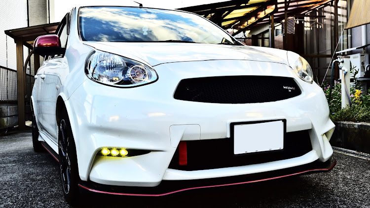 マーチのマーチ NISMO・マーチ ニスモ・マーチ k13 改に関するカスタム事例の投稿画像1枚目