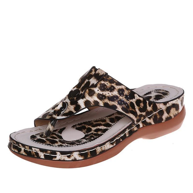 Damen Thong Sandalen Hollow Out Keil Schuhe Sommer Strand Schuhe Flip Flops für Komfort und luftigen Stil im Sommer.