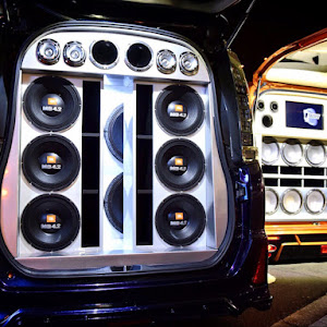 ヴォクシー ZRR80W