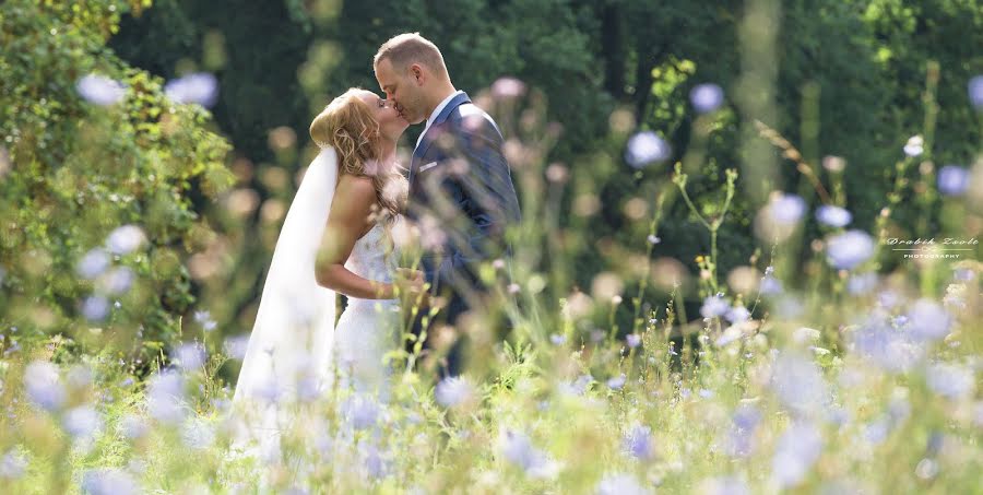 Fotógrafo de casamento Zsolt Drabik (drabikzsolt). Foto de 28 de fevereiro 2019