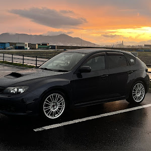 インプレッサ WRX STI GRF