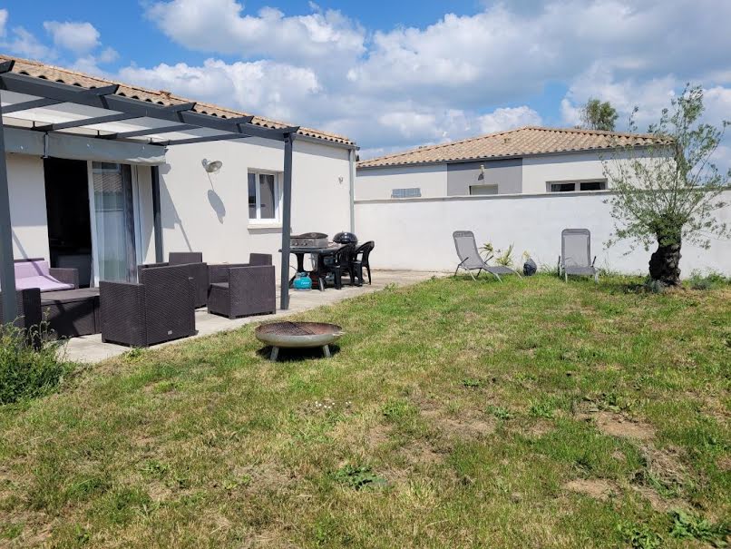 Vente maison 4 pièces 79 m² à Breuil-Magné (17870), 268 500 €