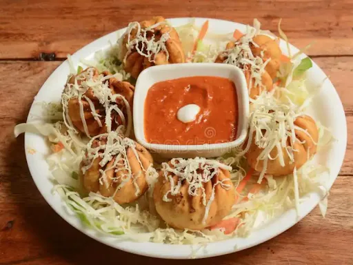 Fried Chicken Cheese Momos