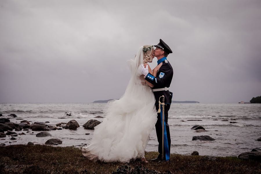 Wedding photographer Kristine Hellemo (hellemok). Photo of 13 May 2019