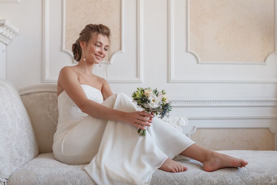 Fotógrafo de casamento Adelina Timoshenko (deliatim). Foto de 9 de novembro 2018