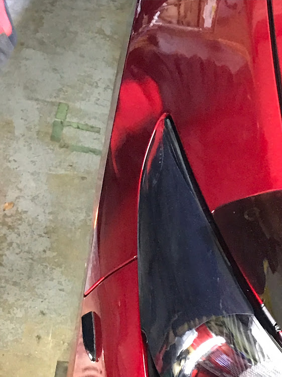 MAZDA3のTuning Garage REV・ADVAN Racing GT BEYOND・本当にありがとうございました・ゴッドハンドの爪折・叩き出し フェンダー加工に関するカスタム事例の投稿画像19枚目