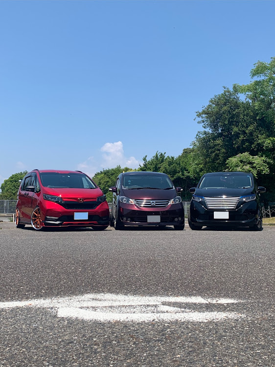 フリードのオフ会・ファミリーカー・桜ふりーど・まだ笑笑に関するカスタム事例の投稿画像2枚目