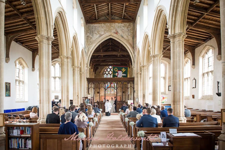 Fotógrafo de casamento Marcus Holdsworth (weddingnottingha). Foto de 31 de maio 2019