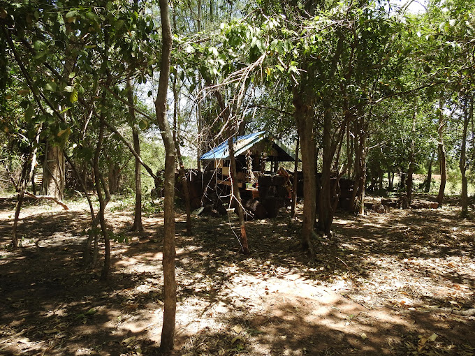 Prasat Phank Bun Yai