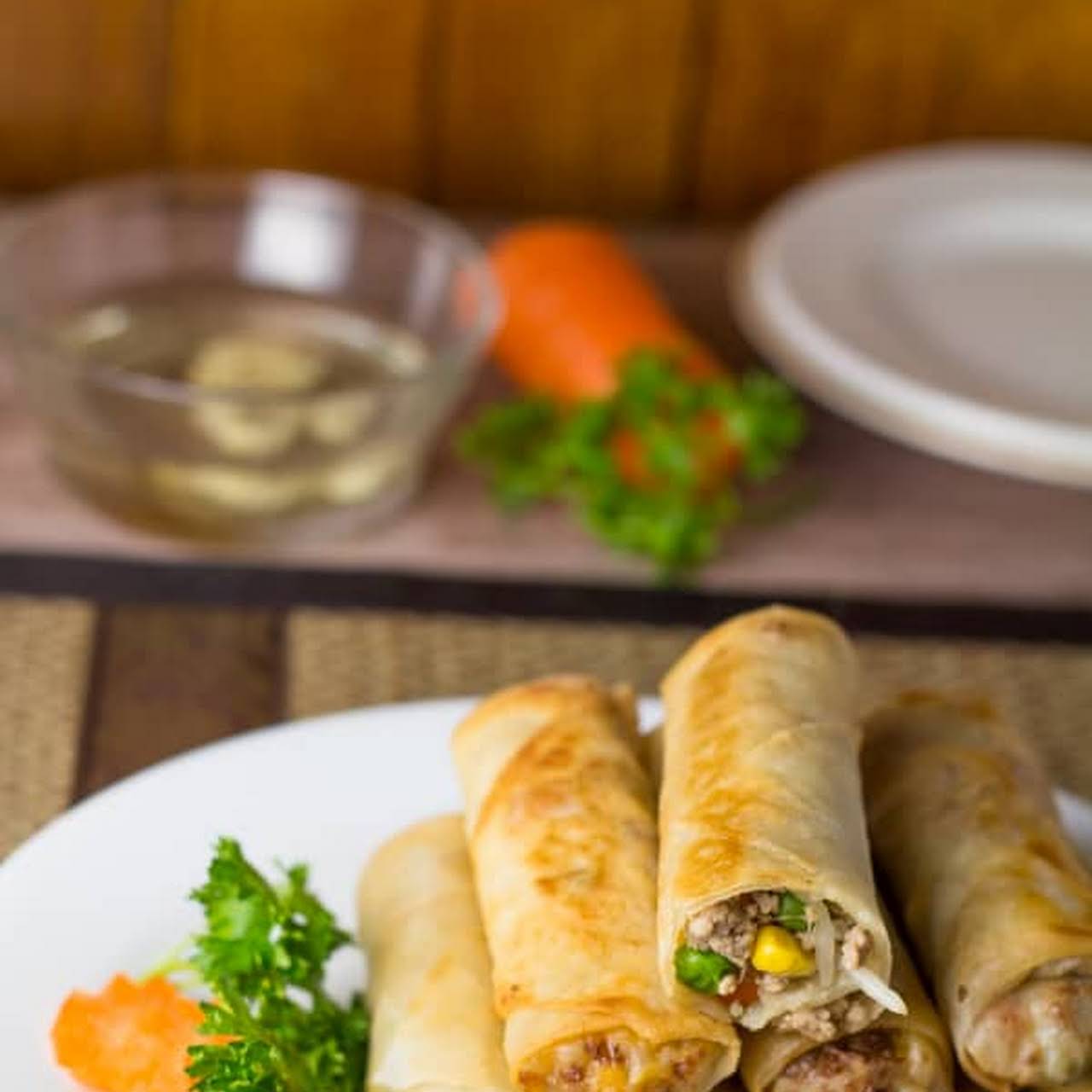 Lumpiang Prito (Pork and Vegetable Spring Roll)