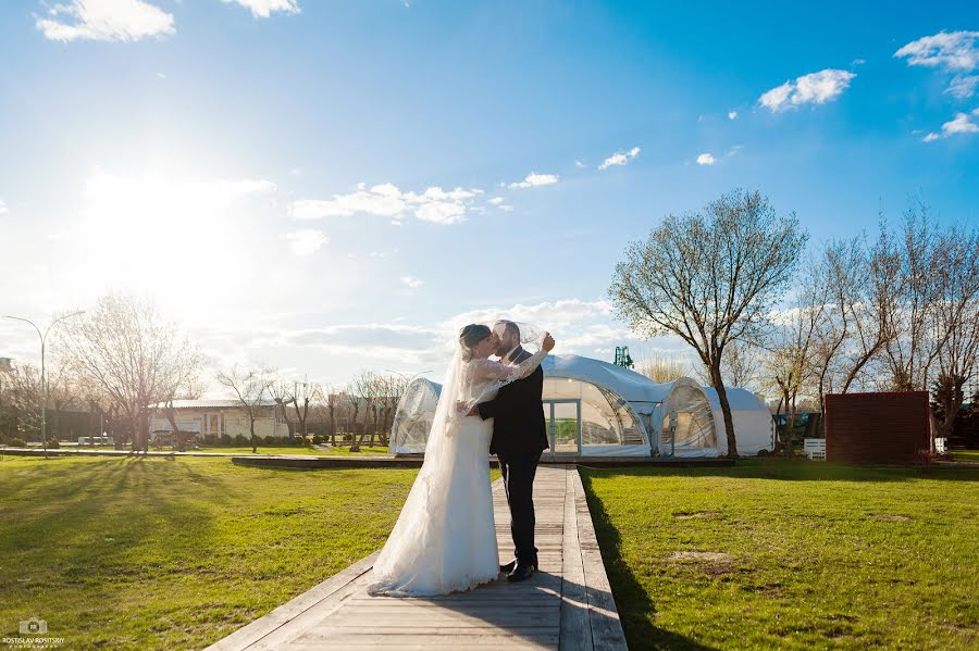 Fotógrafo de casamento Rostislav Rosickiy (rostislav). Foto de 26 de julho 2018