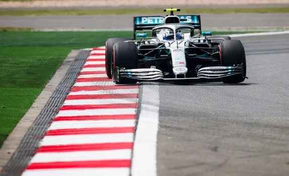 Valtteri Bottas nelle prove libere del gran premio di Cina 2019