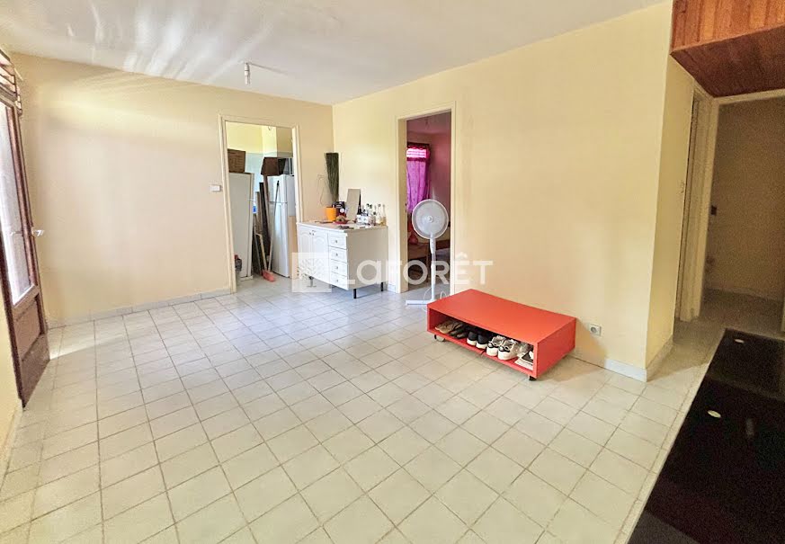 Location  appartement 2 pièces 38.23 m² à Ducos (97224), 800 €