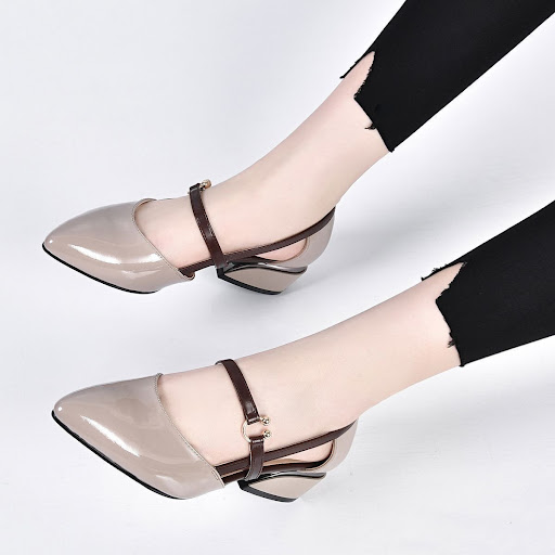 Title 4, Womens Hollow Toe Block Heel Patent Leather Sa...