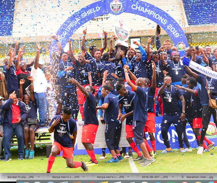 Bandari players celebrate after winning the 2019 Sportpesa Shield title after beating Kariobangi sharks 3-1 at Moi Kasarani