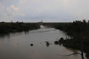 The department of water and sanitation reassured Vaal residents that while the Vaal Dam has filled to 100% capacity, it will not collapse.