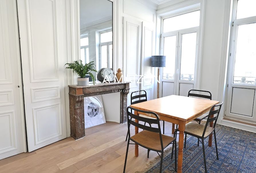 Vente appartement 2 pièces 53.76 m² à Lille (59000), 283 000 €