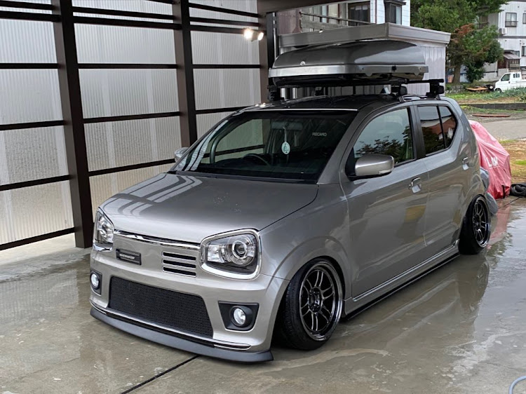 アルトワークスのリップスポイラー取付・DIY・洗車に関するカスタム事例の投稿画像1枚目