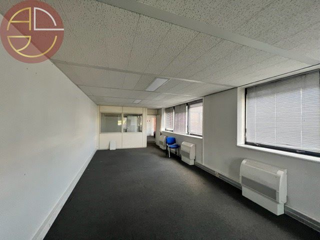 Location  locaux professionnels  125 m² à Toulouse (31000), 1 531 €