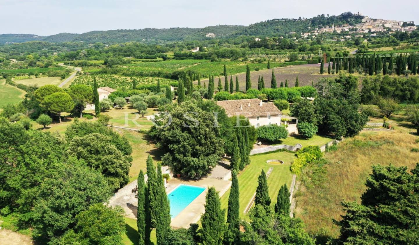 Maison avec piscine et terrasse Bonnieux