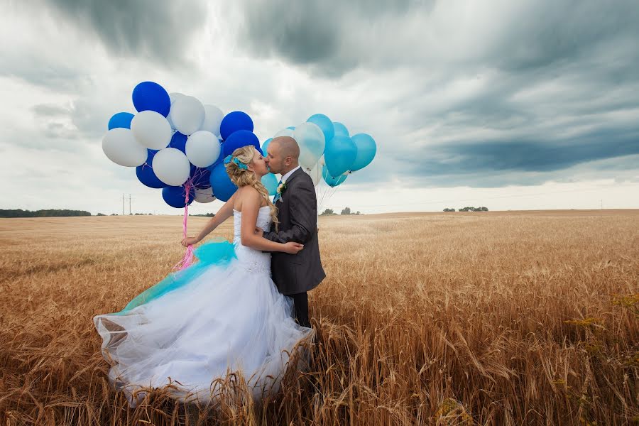 Wedding photographer Irina Khutornaya (ireewka). Photo of 3 August 2014