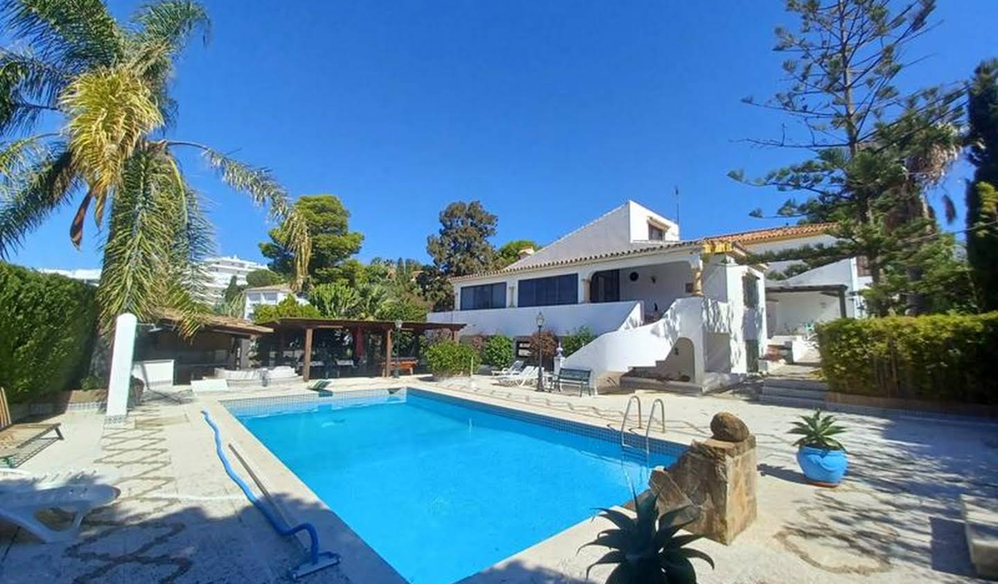 House with pool Estepona