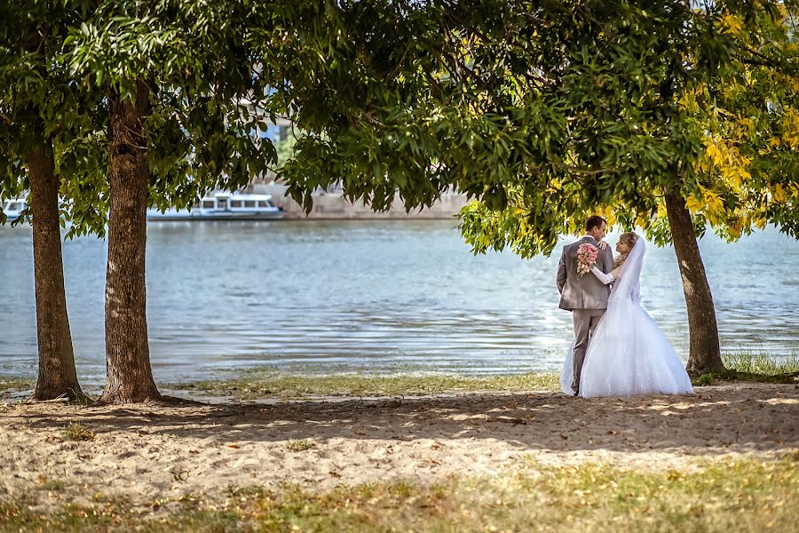 Fotógrafo de casamento Konstantin Kalachev (kalachevstudio). Foto de 23 de janeiro 2019