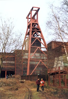 Photo: Andreas Praefcke, CC BY 3.0, via Wikimedia Commons
https://commons.wikimedia.org/wiki/File:Essen_Zeche_Zollverein_1992_img02.jpg 
