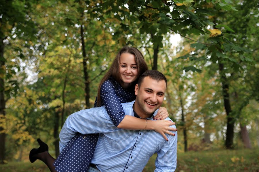 Fotografo di matrimoni Yuliya Pankova (pankovajuli). Foto del 26 dicembre 2016