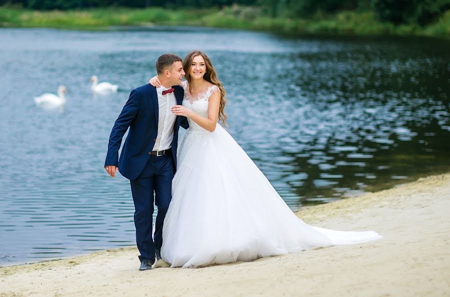 Fotografo di matrimoni Alena Smirnova (alenkas). Foto del 9 novembre 2016