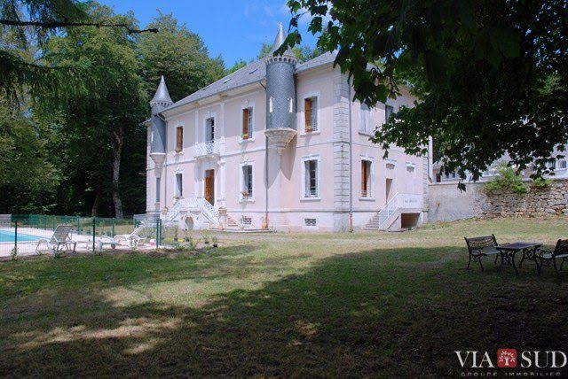 Vente château 38 pièces 1950 m² à La Salvetat-sur-Agout (34330), 1 040 000 €