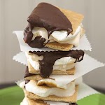 S'mores Ice Cream Sandwiches Recipe | Farm Flavor was pinched from <a href="http://farmflavor.com/smores-ice-cream-sandwiches/" target="_blank">farmflavor.com.</a>