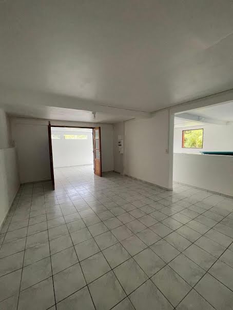 Location  appartement 3 pièces 111 m² à Le gosier (97190), 1 050 €