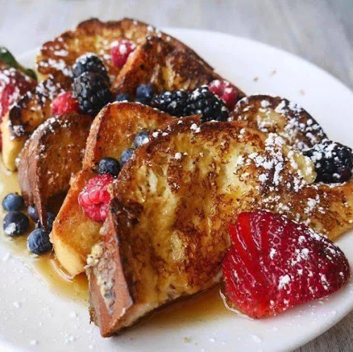 French Toast With Berry Compote